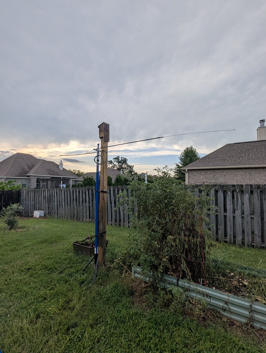 Hamstick Dipole