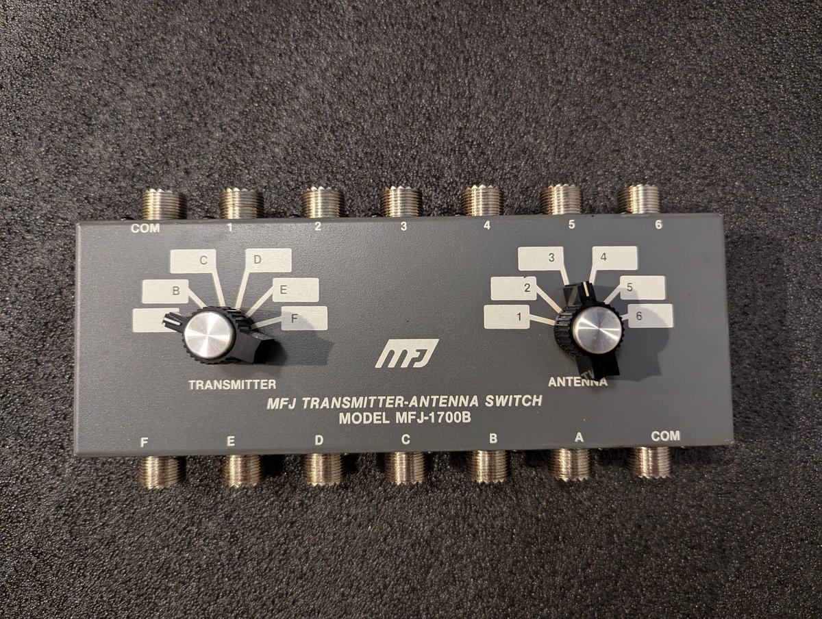 MFJ-1700B Antenna Switch